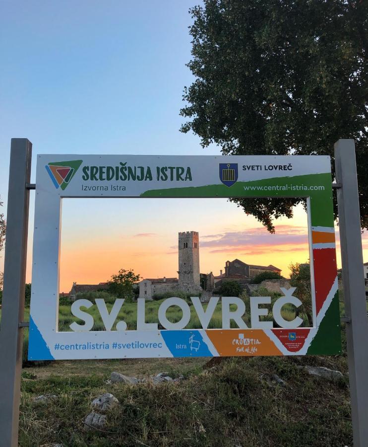 Lavanda Apartments & Room Sveti Lovreč Pazenatički Dış mekan fotoğraf