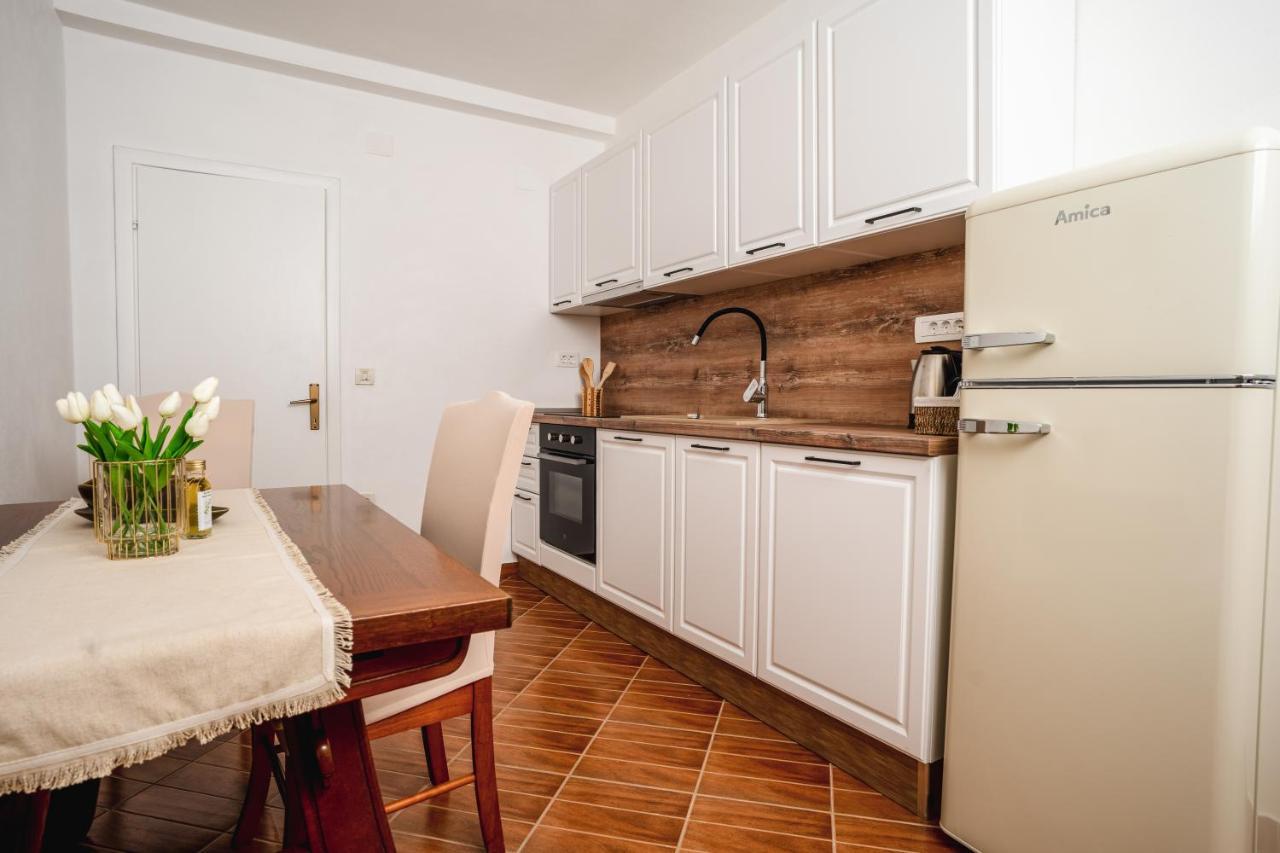 Lavanda Apartments & Room Sveti Lovreč Pazenatički Dış mekan fotoğraf
