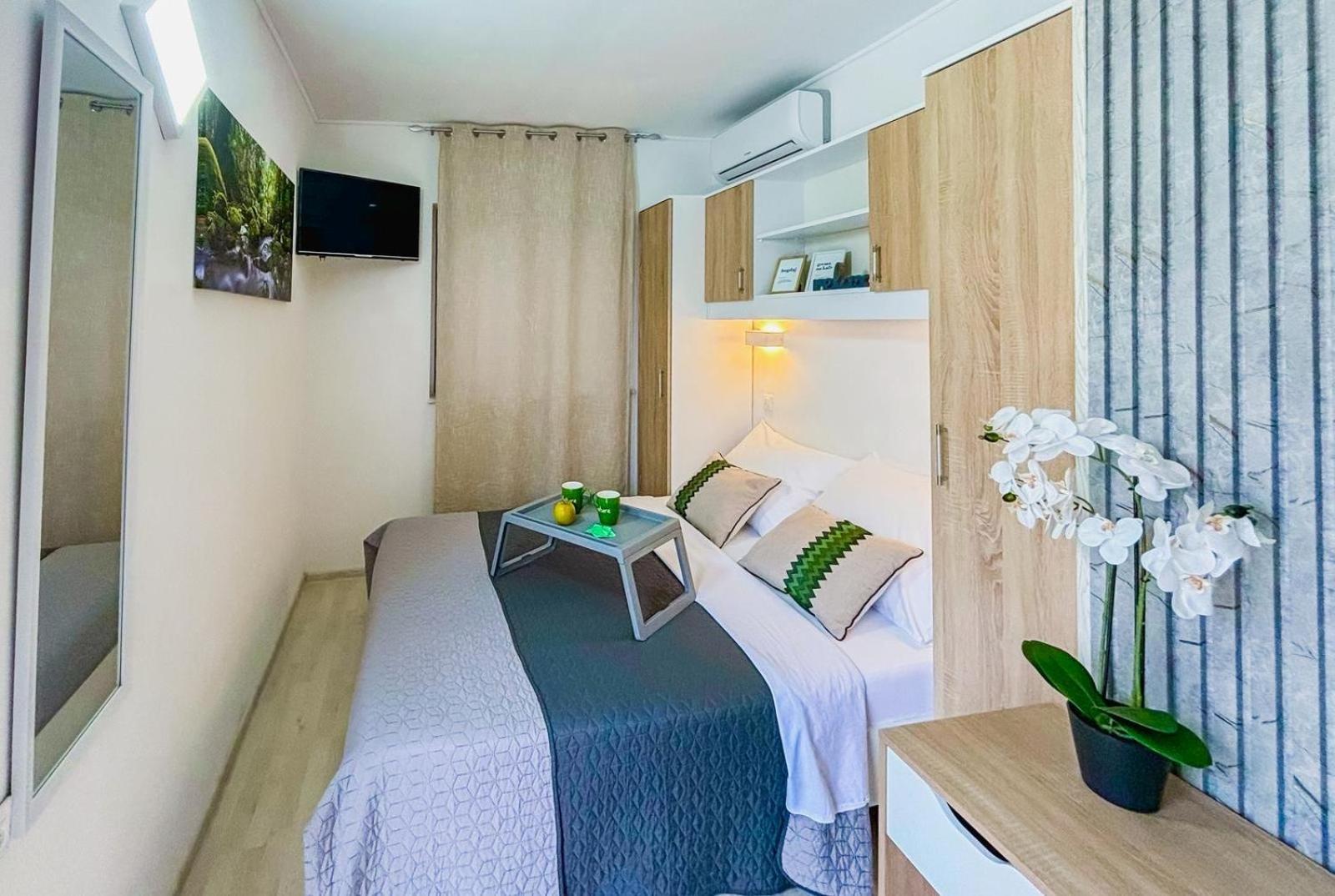 Lavanda Apartments & Room Sveti Lovreč Pazenatički Dış mekan fotoğraf
